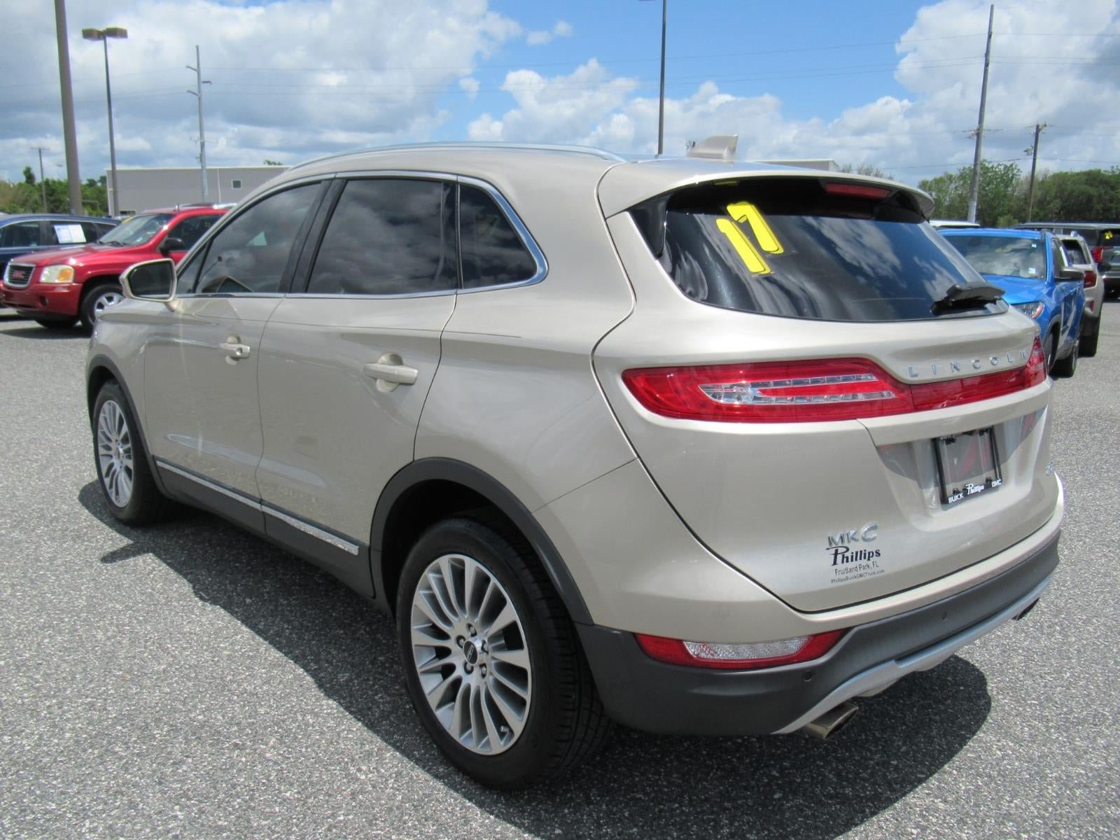 Used 2017 Lincoln MKC Reserve FWD image 5