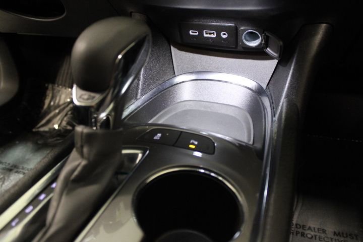 Used 2024 Chevrolet Malibu LT image 39