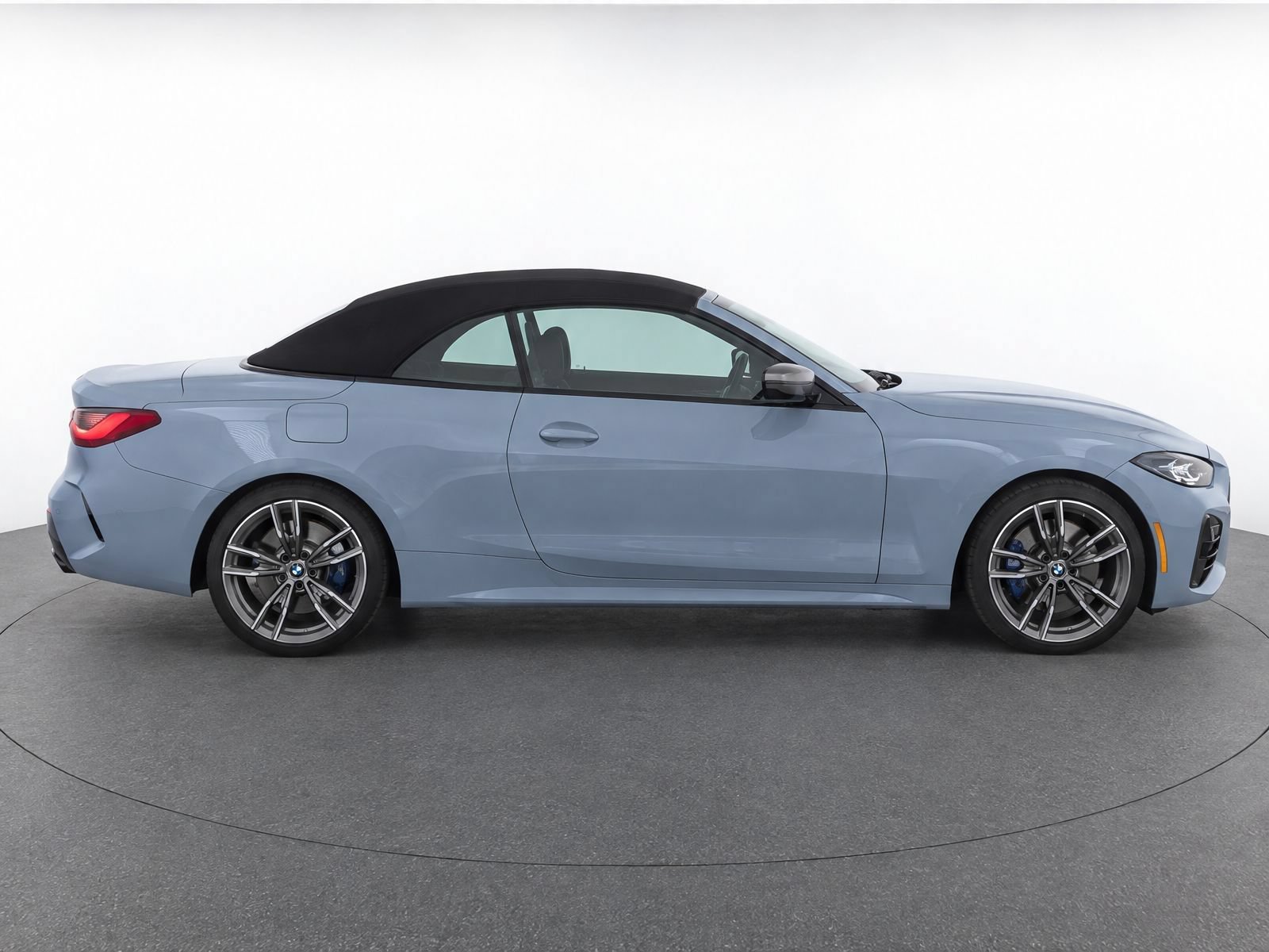 Certified 2024 BMW M440i Convertible w/ Premium Package RWD image 4