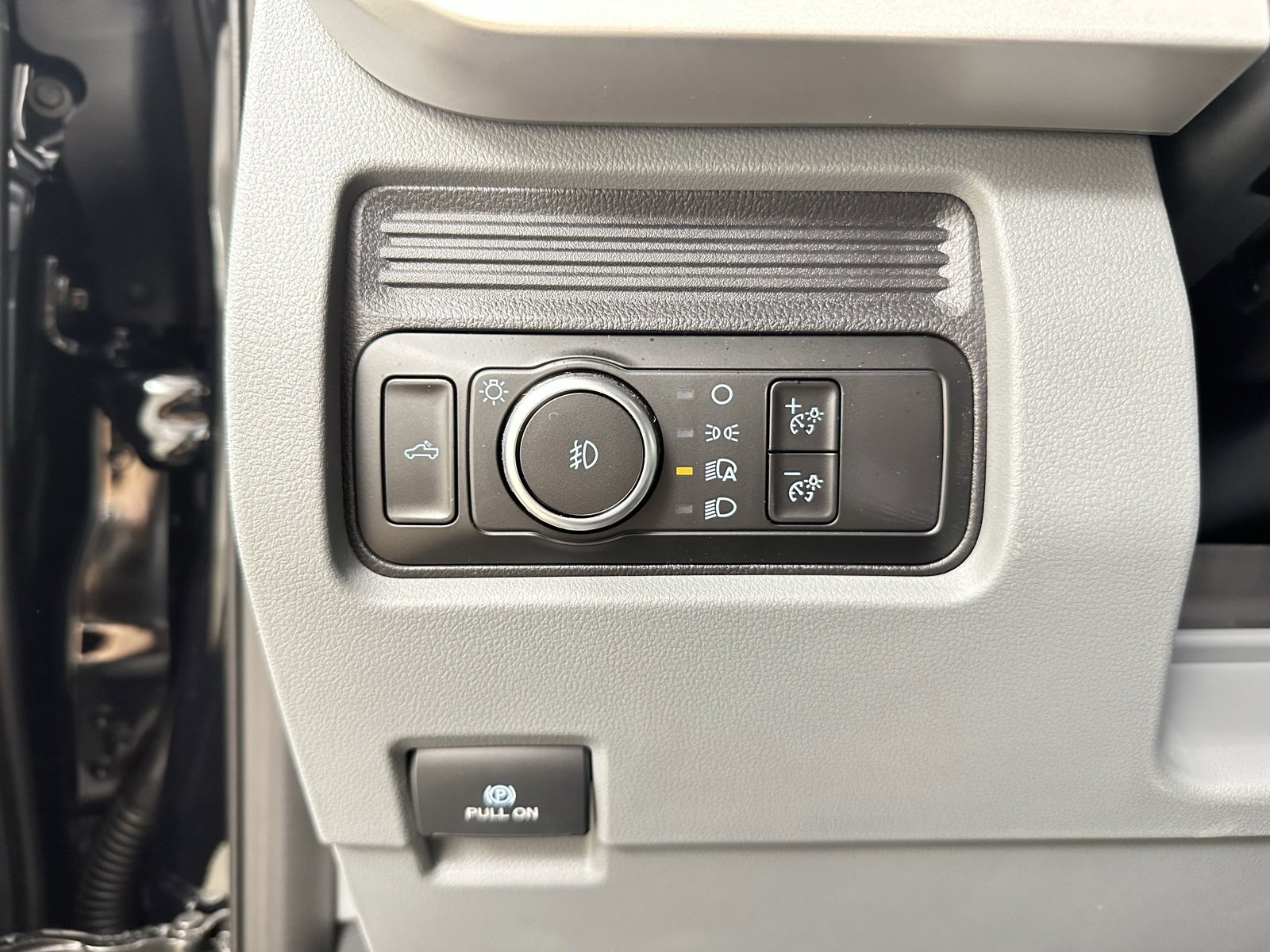 New 2025 Ford F350 XL w/ XL Chrome Package image 12