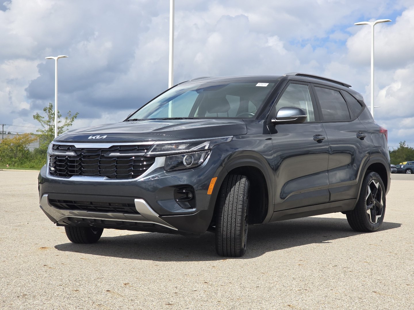 Used 2025 Kia Seltos S AWD/4WD image 15