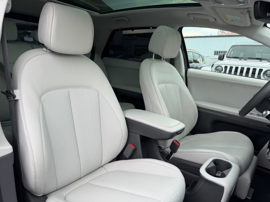 Used 2023 Hyundai Ioniq 5 Limited w/ Cargo Package image 37