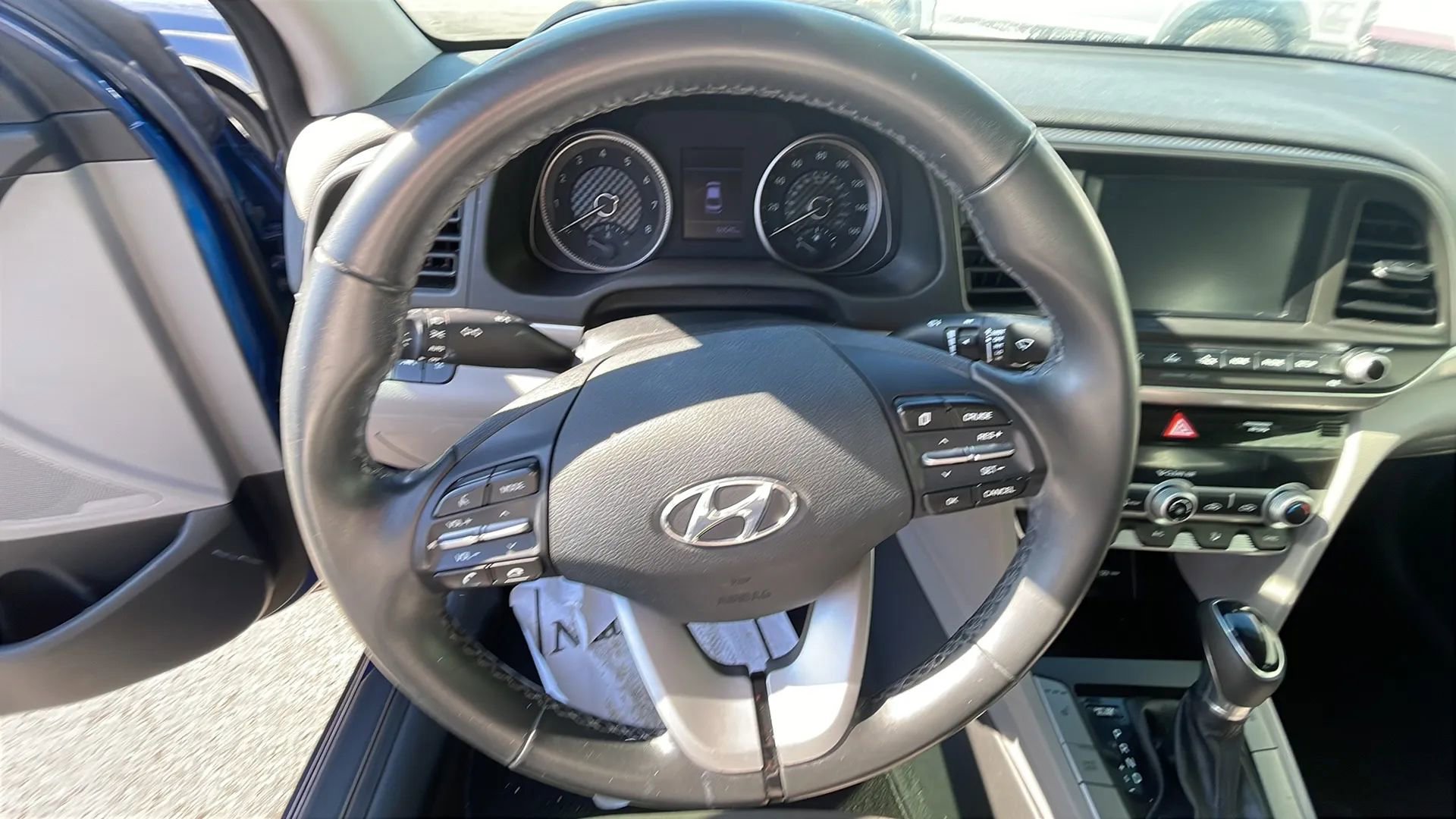 Used 2020 Hyundai Elantra Value Edition w/ Cargo Package (C1) image 11