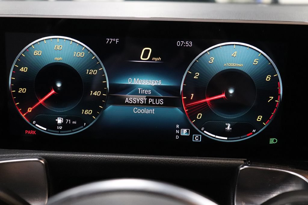 Used 2020 Mercedes-Benz GLB 250 image 30
