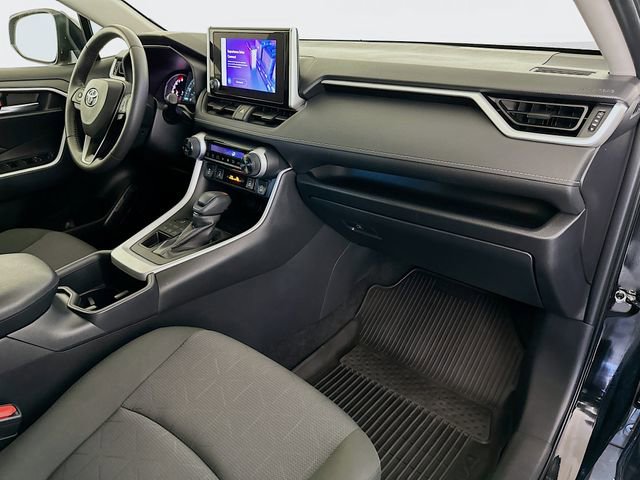 Certified 2025 Toyota RAV4 XLE w/ Convenience Package image 28