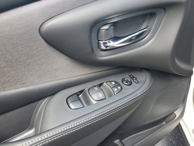 Certified 2024 Nissan Murano SV w/ SV Midnight Edition Package image 15