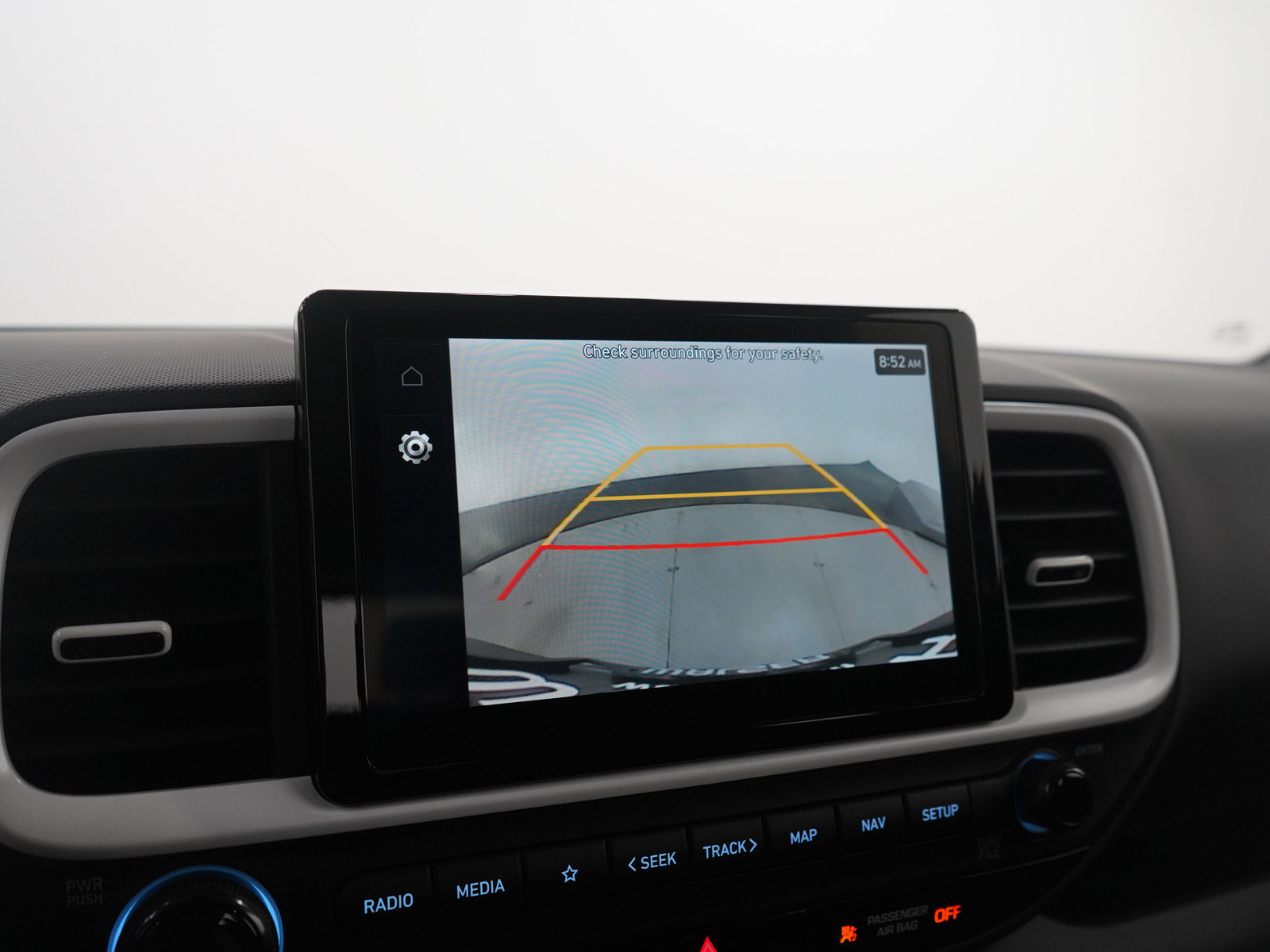 Certified 2025 Hyundai Venue Limited image 27