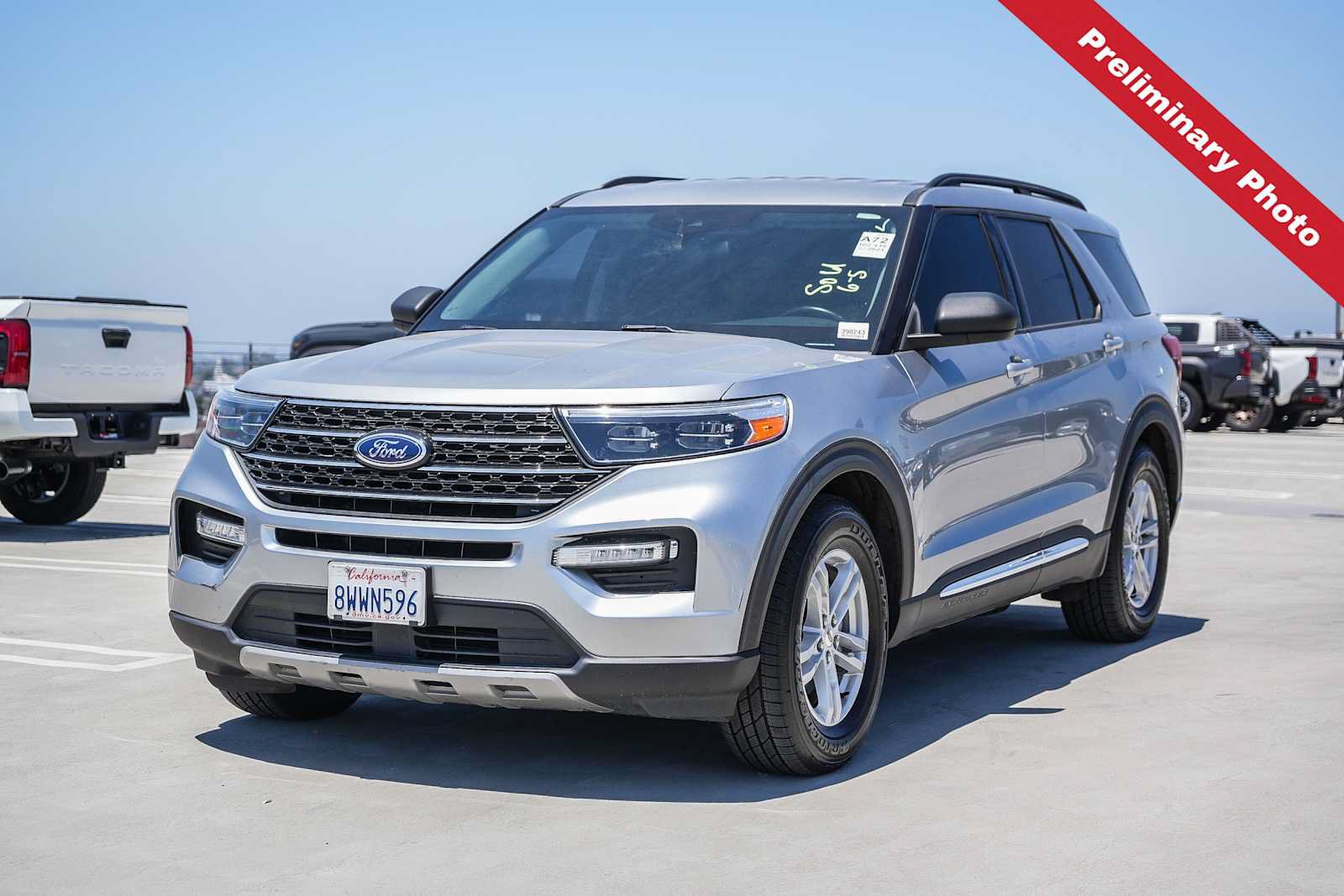 Used 2021 Ford Explorer XLT w/ Equipment Group 202A RWD image 1