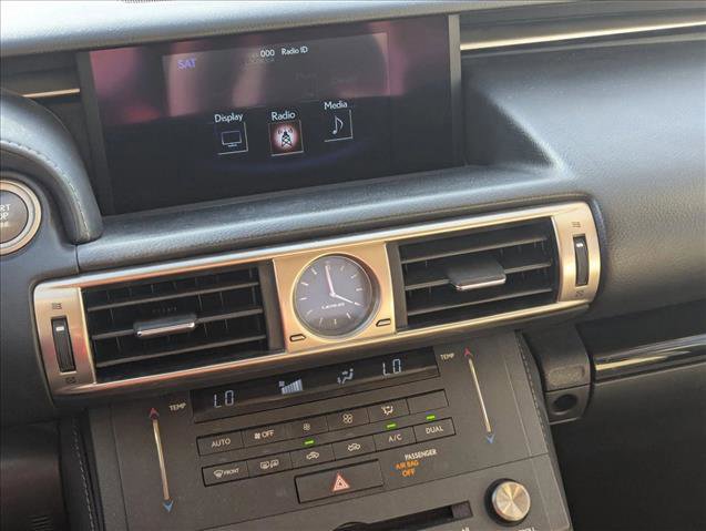 Used 2016 Lexus IS 200t image 6