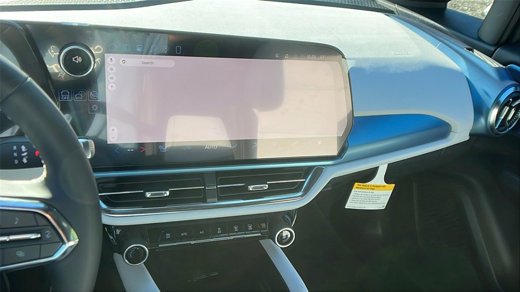 New 2026 Chevrolet Equinox EV LT image 24