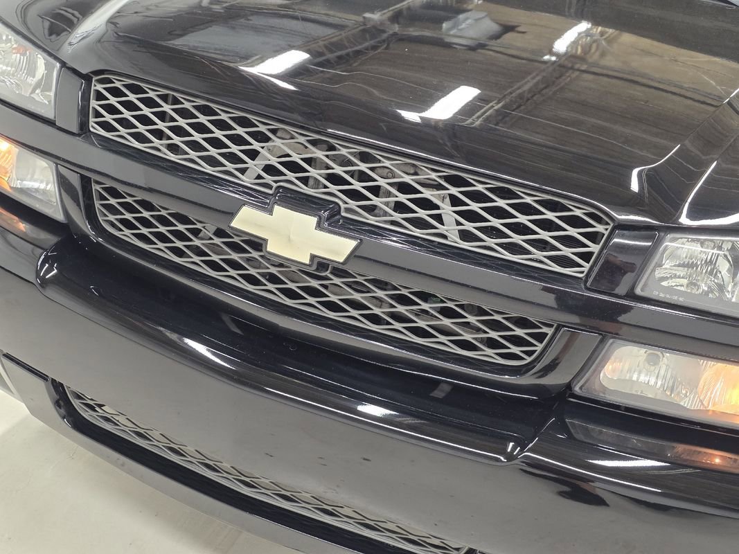 Used 2004 Chevrolet Silverado 1500 SS AWD/4WD image 40