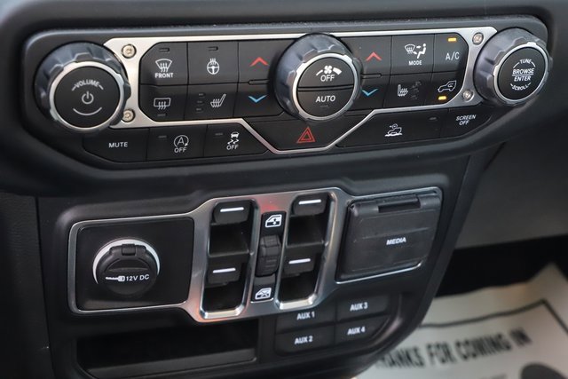 Used 2023 Jeep Gladiator Sport image 28