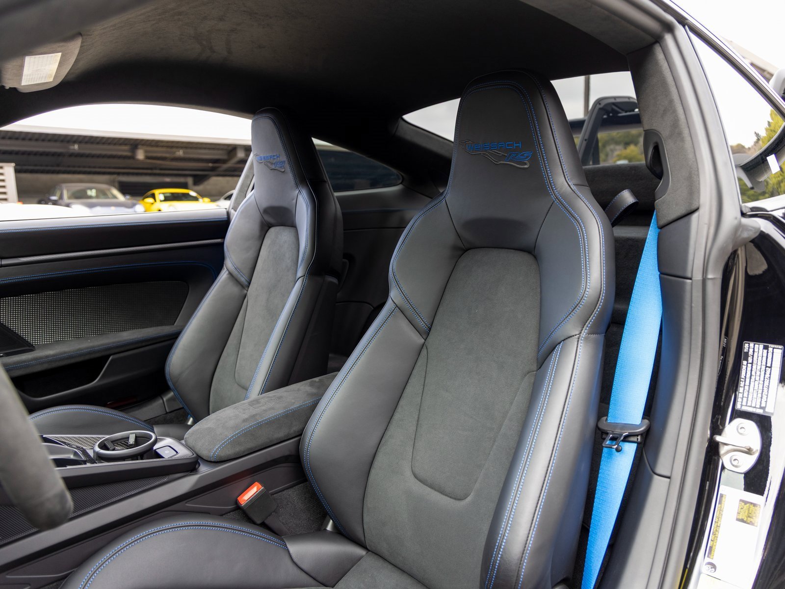 Certified 2025 Porsche 911 GT3 RS image 5