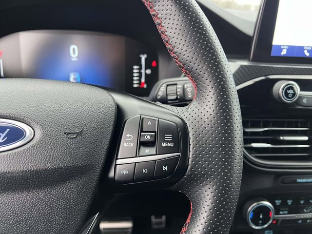 Used 2023 Ford Escape ST-Line image 17