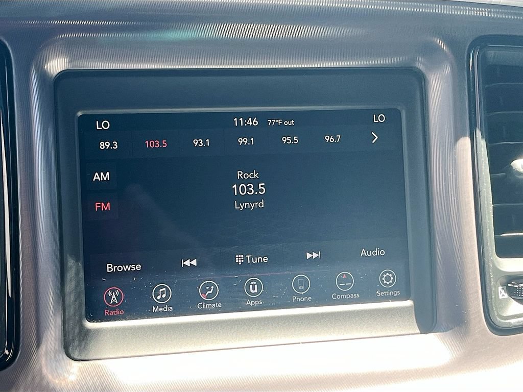 Used 2022 Dodge Challenger SXT RWD image 14