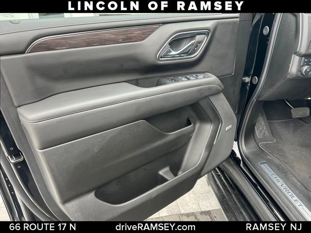 Used 2024 Chevrolet Tahoe LT w/ LT Signature Package AWD/4WD image 10