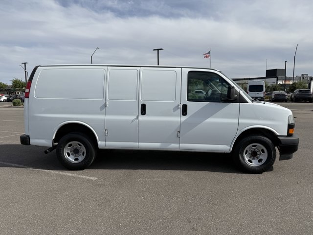 Used 2019 Chevrolet Express 2500 w/ Driver Convenience Package RWD image 4