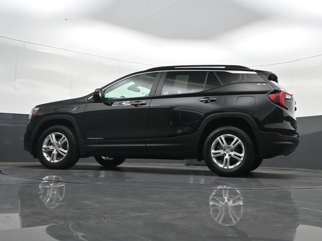 Certified 2023 GMC Terrain SLE w/ Driver Convenience Package AWD/4WD image 33