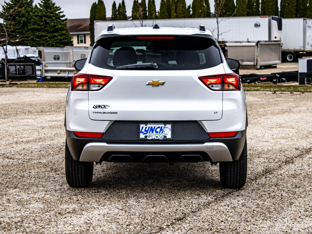 Used 2023 Chevrolet TrailBlazer LT image 3