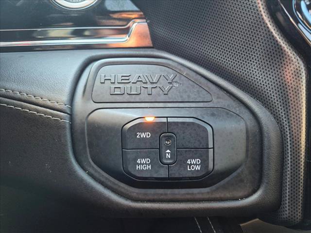 Used 2025 RAM 3500 Limited AWD/4WD image 14
