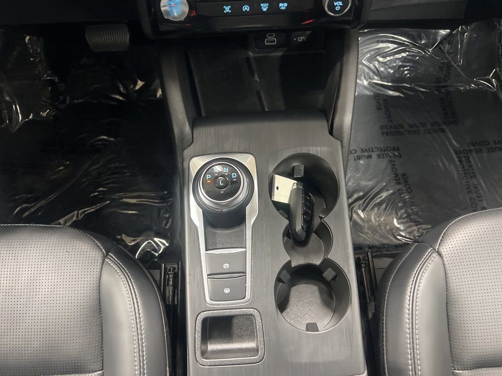 Used 2025 Ford Escape Platinum image 18