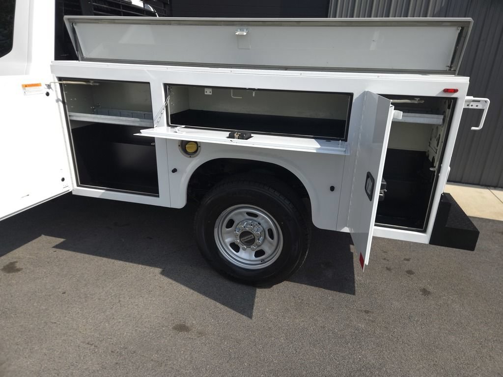 Used 2019 Ford F350 XL w/ XL Value Package AWD/4WD image 4
