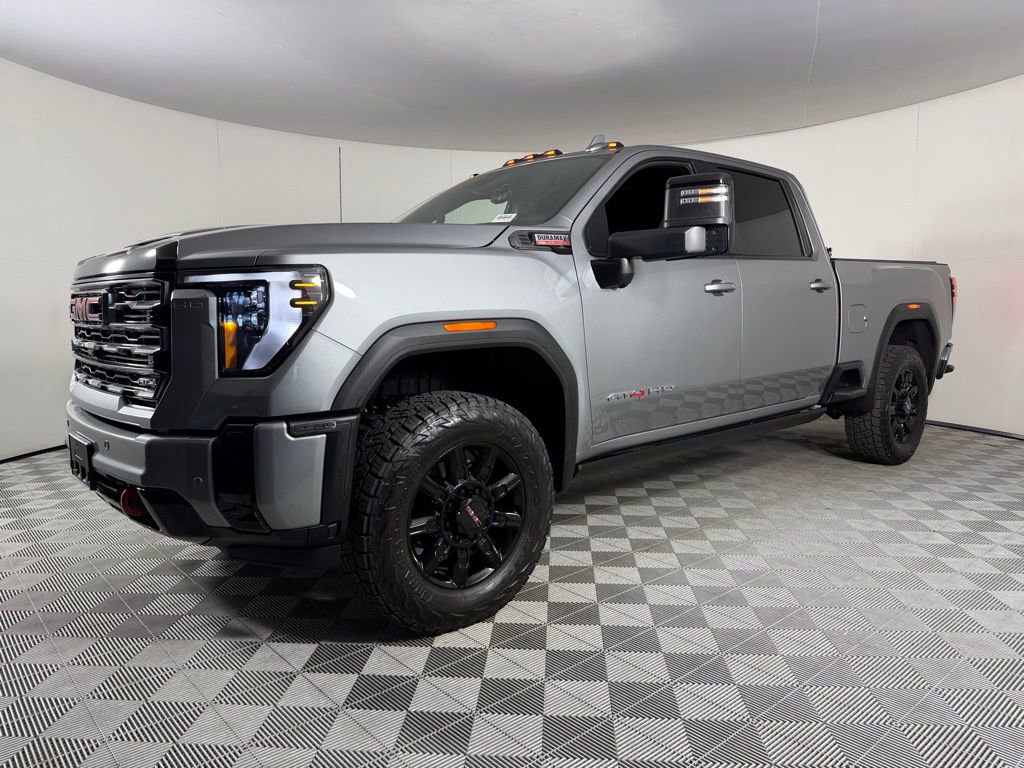 Used 2025 GMC Sierra 2500 AT4 w/ AT4 Premium Plus Package AWD/4WD image 4