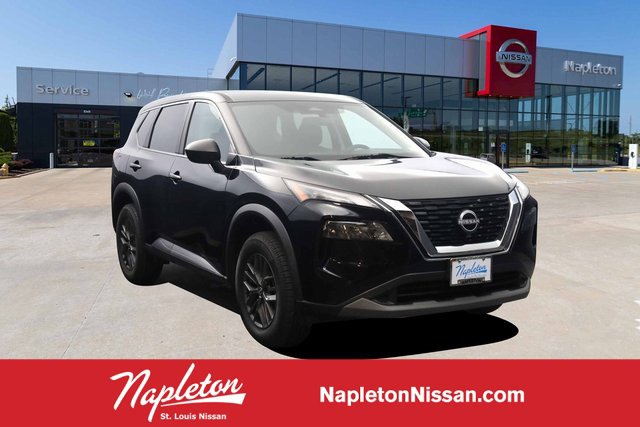 Used 2023 Nissan Rogue S image 1