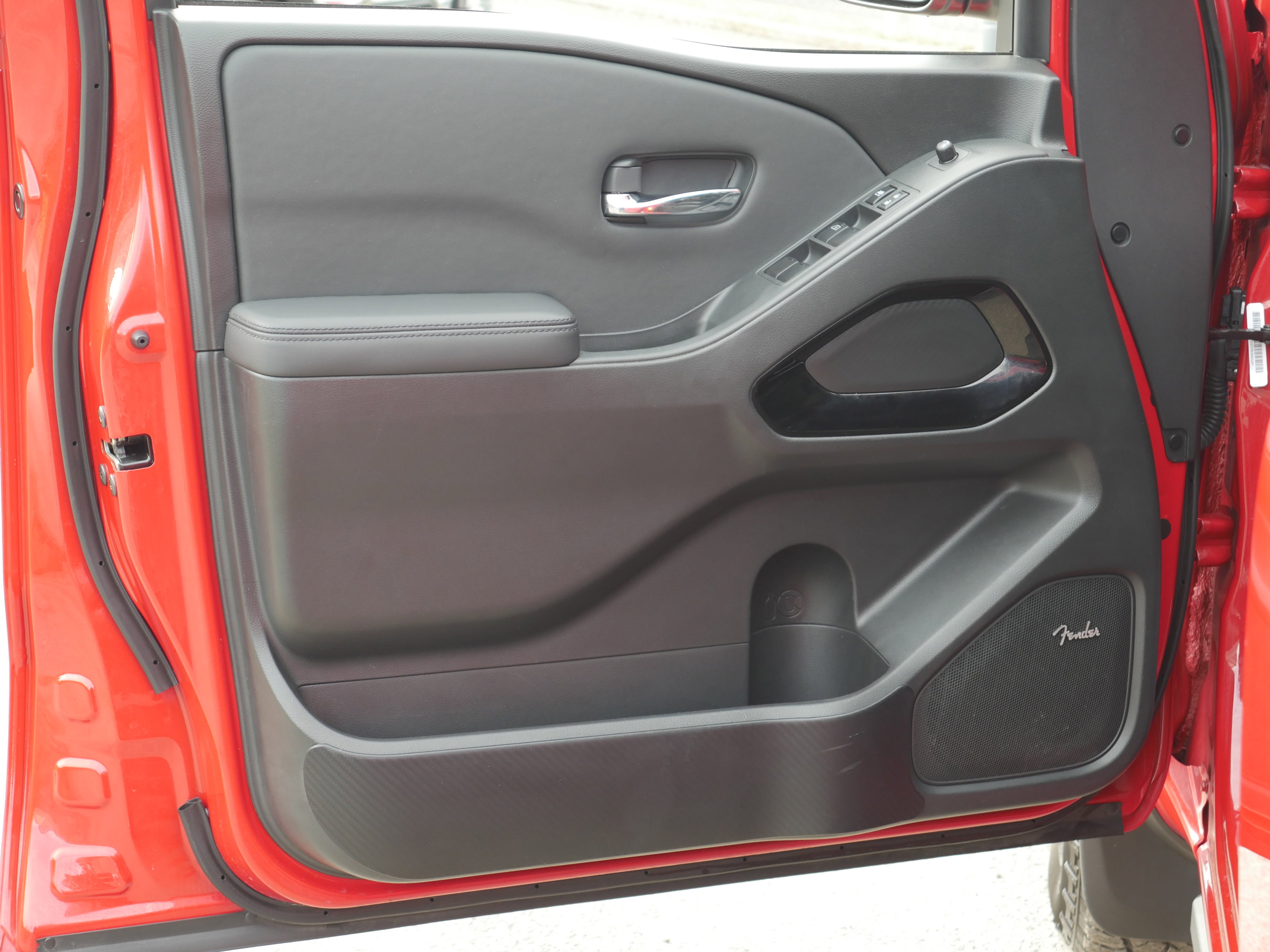 Certified 2022 Nissan Frontier PRO-4X w/ Pro-4X Premium Package image 36