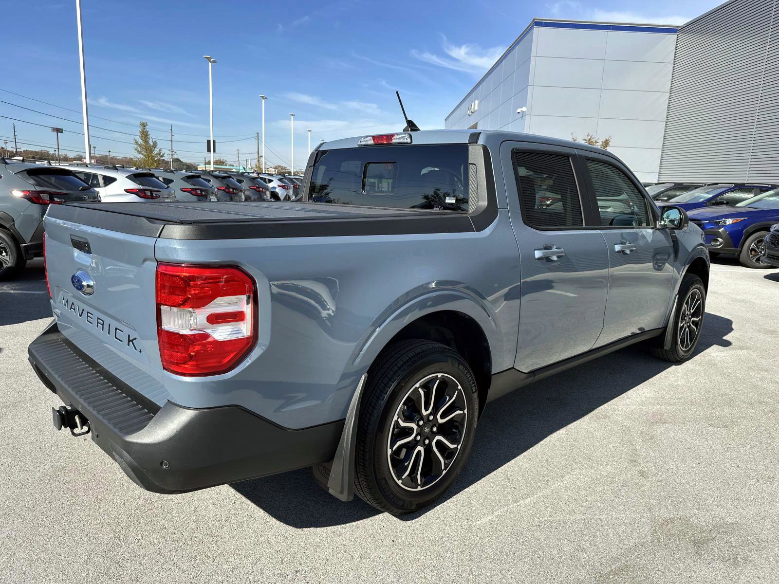 Used 2024 Ford Maverick Lariat image 5