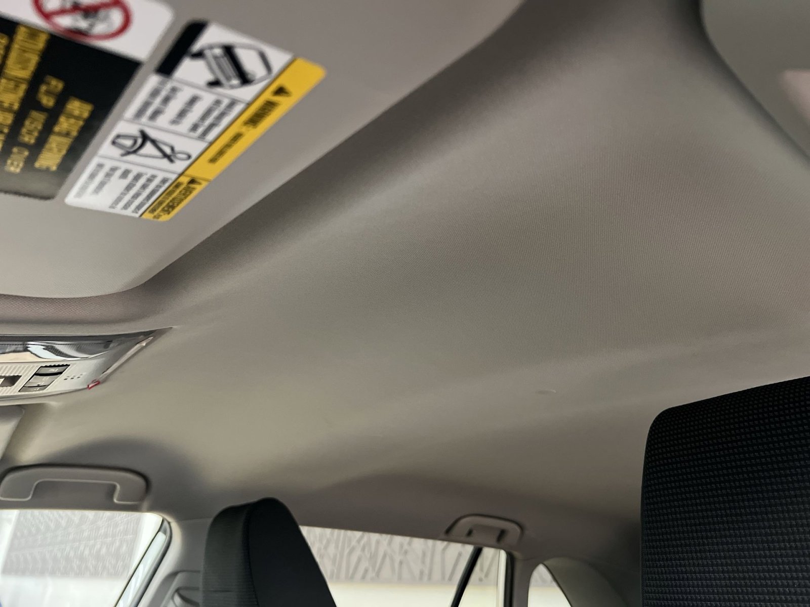 Used 2022 Toyota RAV4 LE image 21