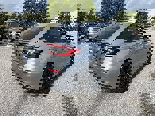 Used 2025 Honda Civic Sport image 4