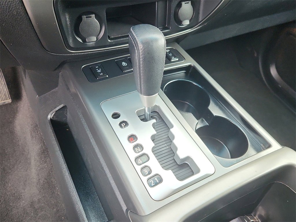 Used 2015 Nissan Armada 4WD image 26