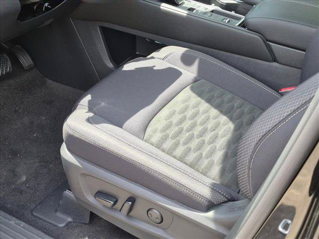 New 2026 Nissan Pathfinder SV FWD image 4