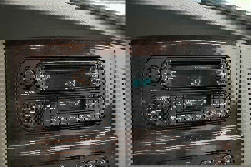 Used 2003 Dodge Ram 2500 Truck SLT image 25