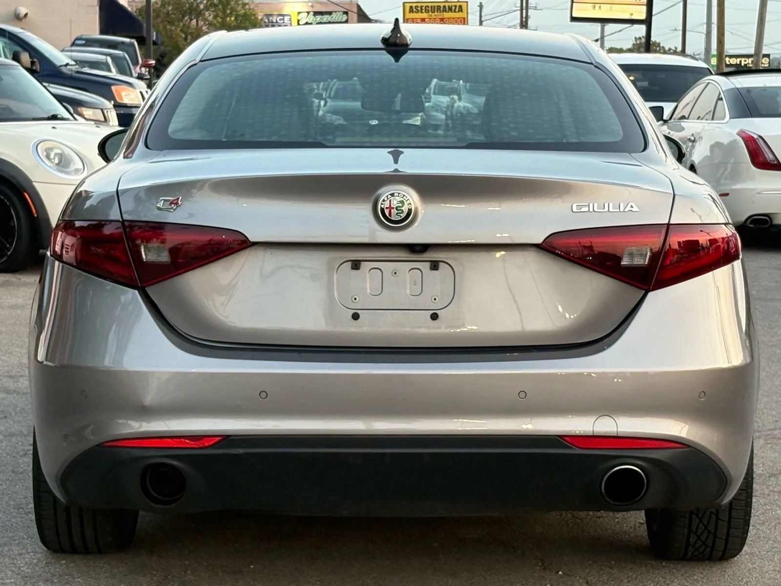 Used 2018 Alfa Romeo Giulia Ti AWD/4WD image 4