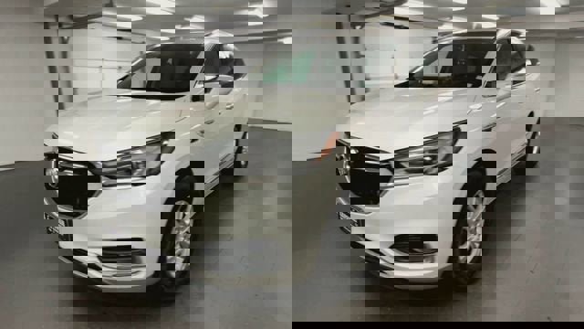 Certified 2020 Buick Enclave Essence w/ Sound and Sites Package FWD image 4