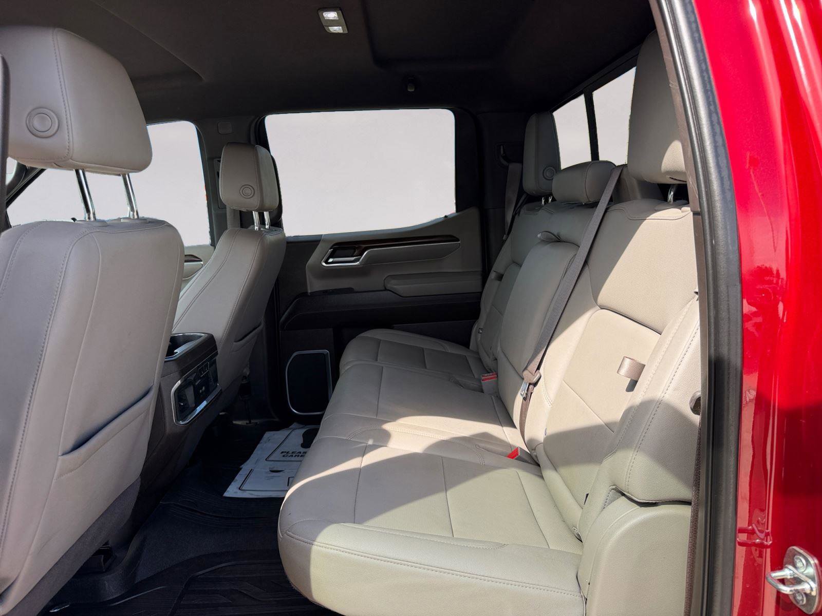 Used 2023 GMC Sierra 1500 SLT w/ SLT Premium Plus Package AWD/4WD image 13