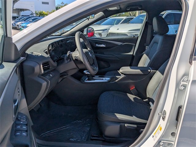 New 2026 Buick Envista Preferred w/ Advanced Safety Package image 5