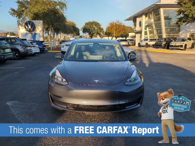 Used 2021 Tesla Model 3 Standard Range Plus image 2