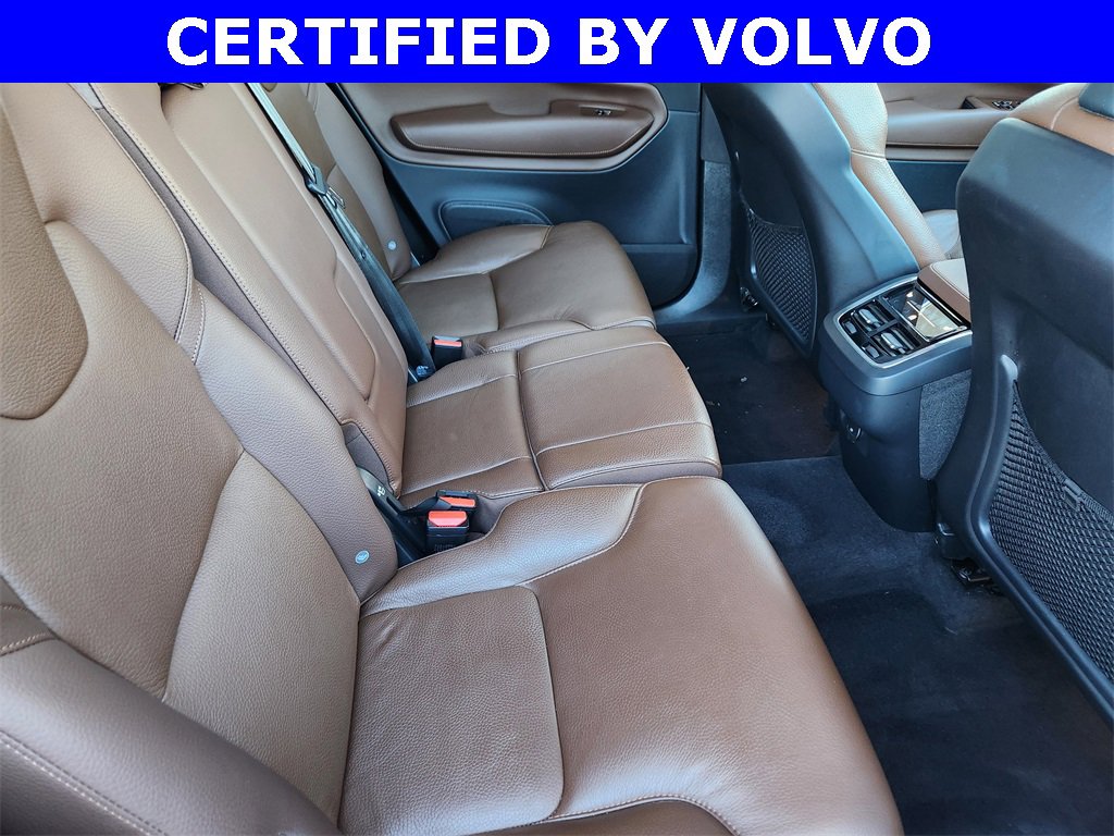 Used 2023 Volvo XC90 B5 Plus image 30