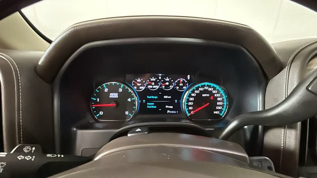 Used 2018 GMC Sierra 2500 Denali w/ Duramax Plus Package AWD/4WD image 17