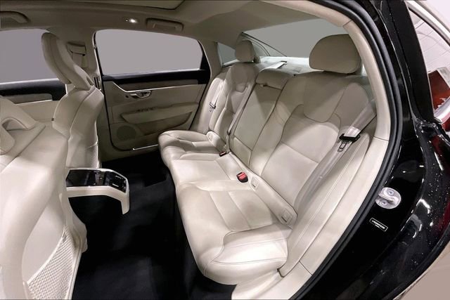 Certified 2023 Volvo S90 B6 Plus w/ Protection Package Premier image 28