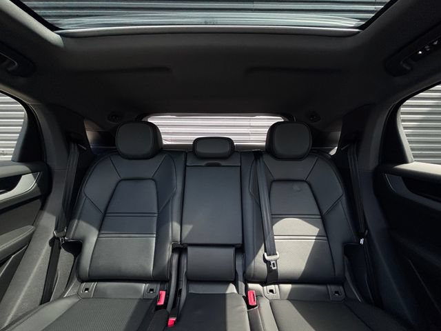 New 2026 Porsche Cayenne S AWD/4WD image 28