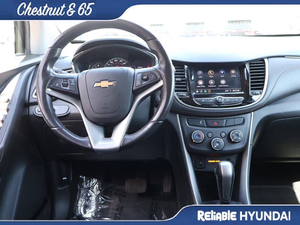 Used 2022 Chevrolet Trax LT w/ Driver Confidence Package image 19