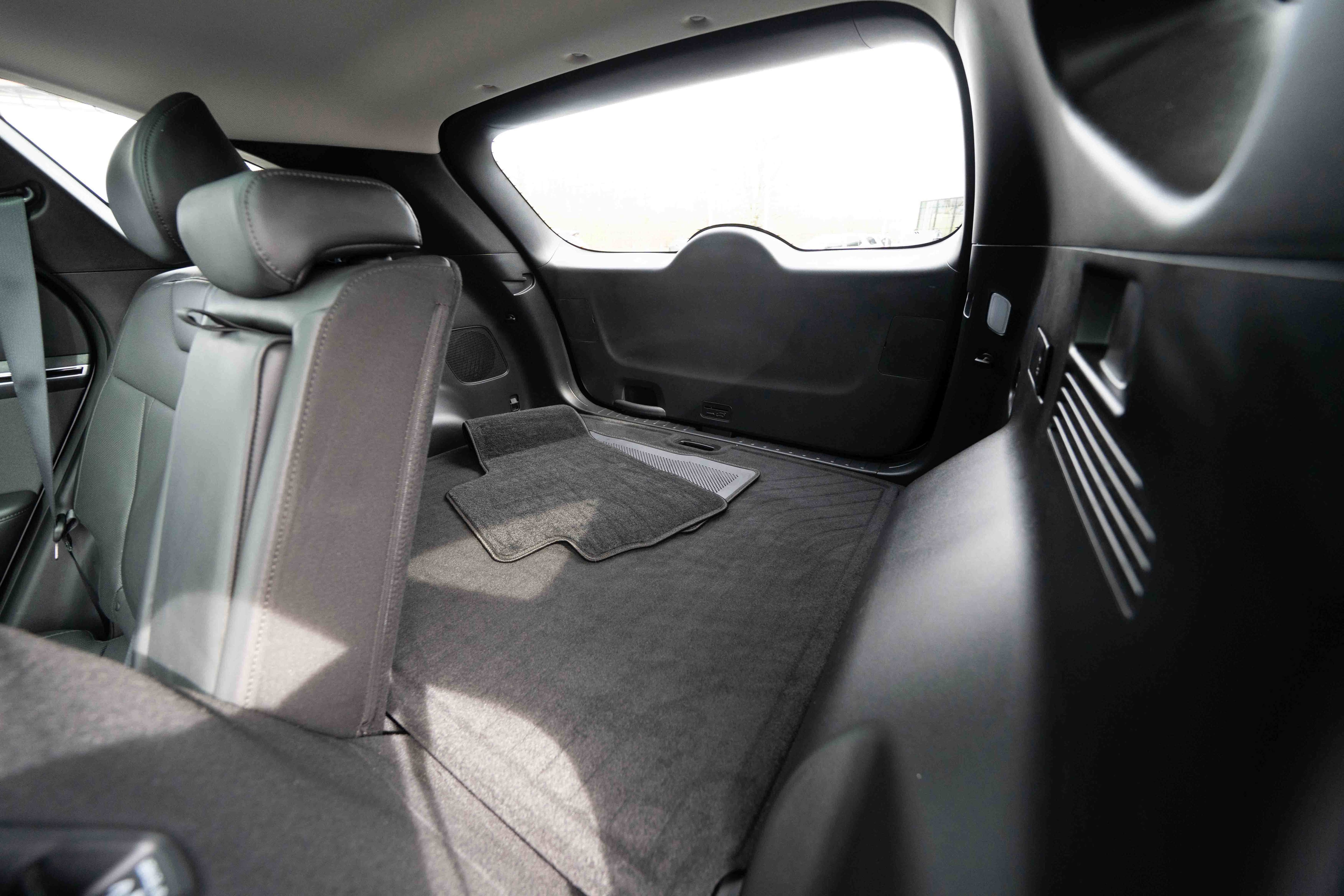 Used 2024 Hyundai Tucson Limited AWD/4WD image 24