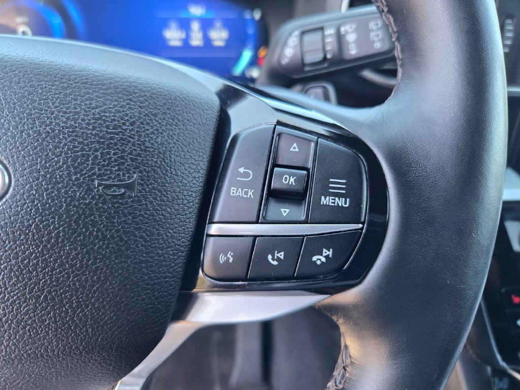 Used 2021 Ford Explorer Platinum w/ Equipment Group 601A AWD/4WD image 22