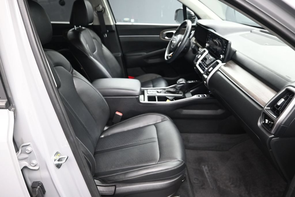 Certified 2022 Kia Sorento S AWD/4WD image 39