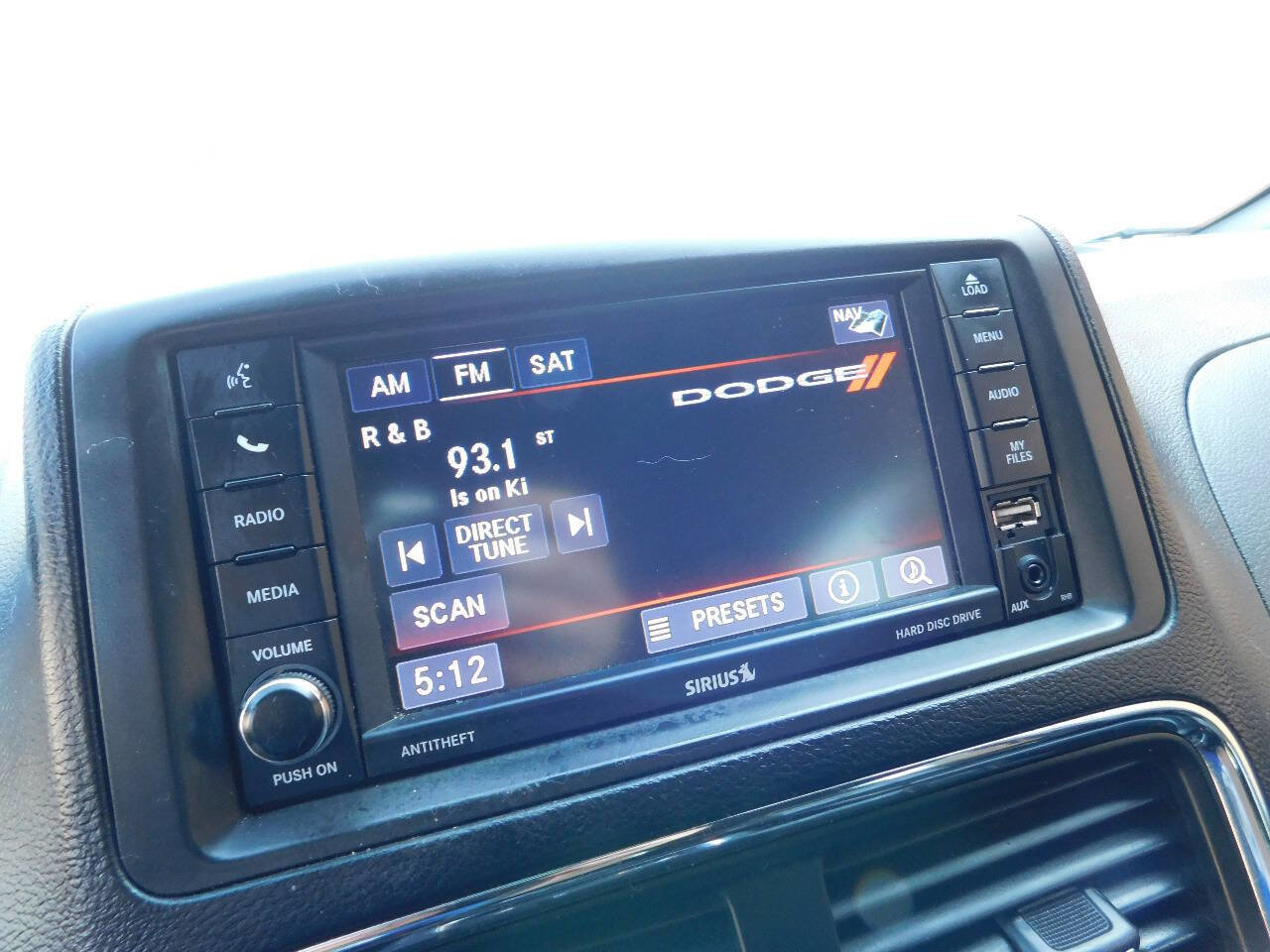 Used 2018 Dodge Grand Caravan GT image 38