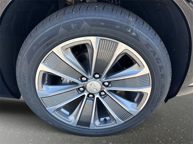 New 2026 Cadillac Vistiq Luxury w/ LPO, Floor Liner Package image 14
